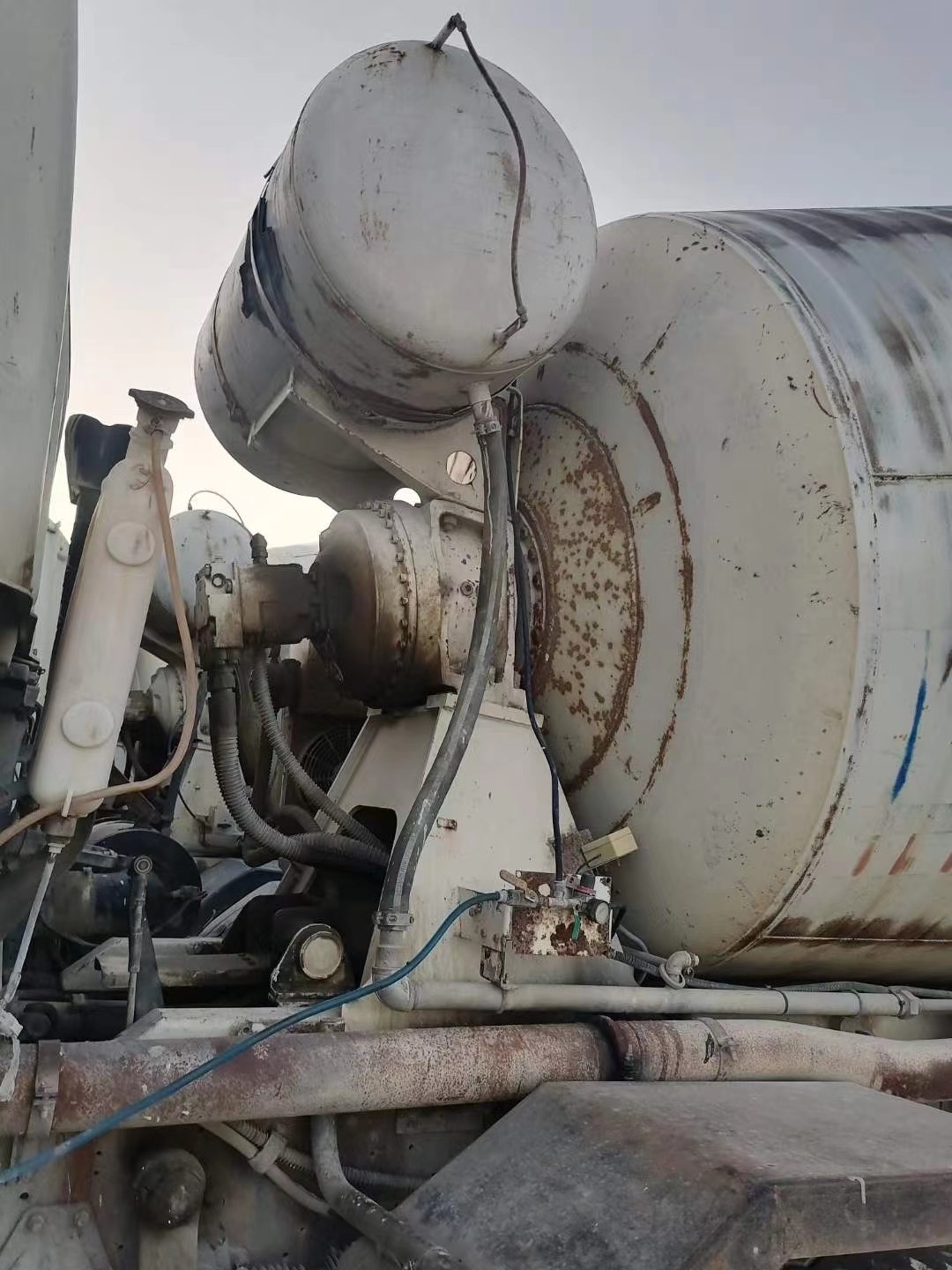 https://images.tongzsf.com/tong/truck_machine/20210128/160121df618ea7.jpg