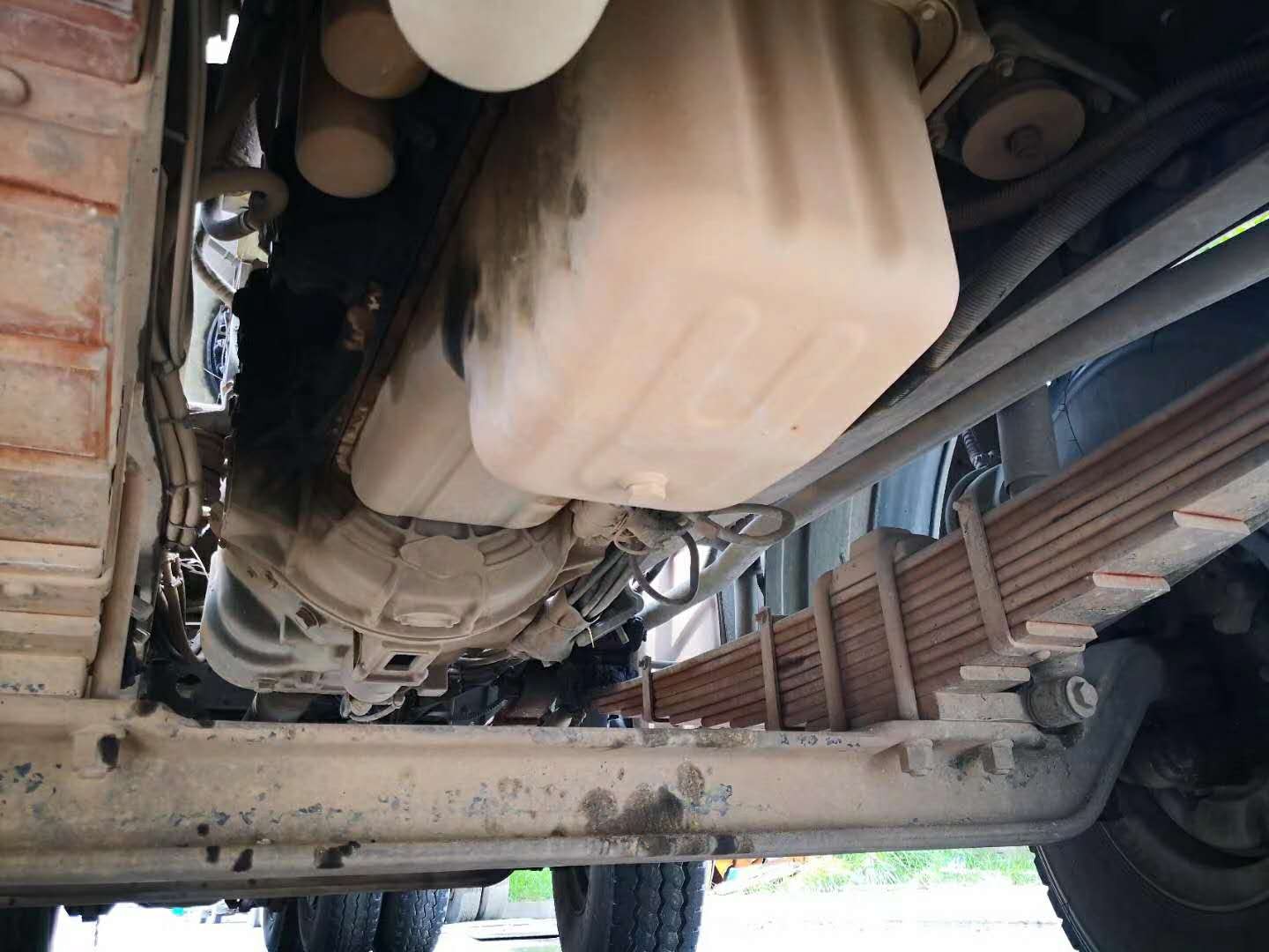 https://images.tongzsf.com/tong/truck_machine/20210128/160121f1c56798.jpg