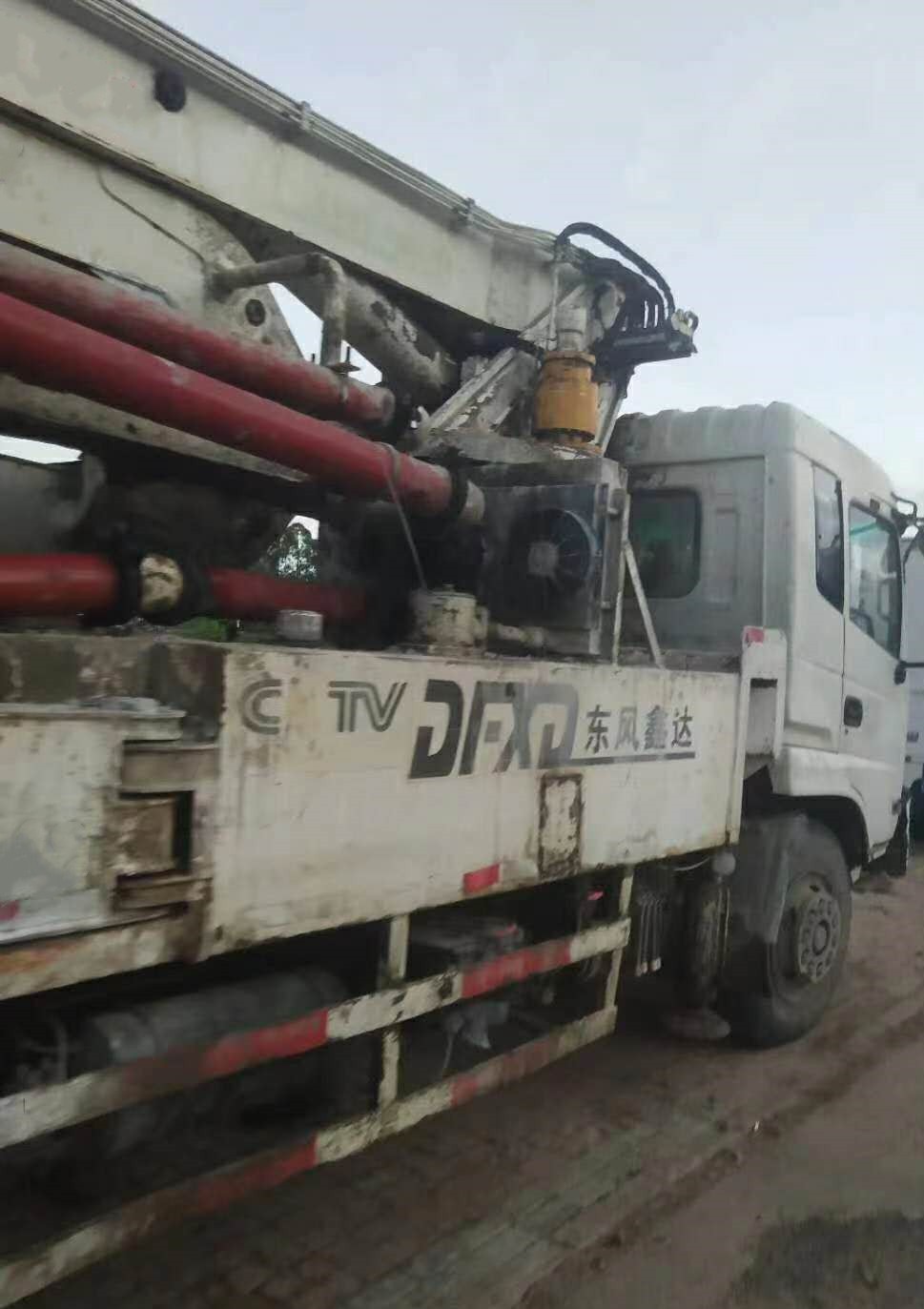 https://images.tongzsf.com/tong/truck_machine/20210128/1601224ec1b147.jpg