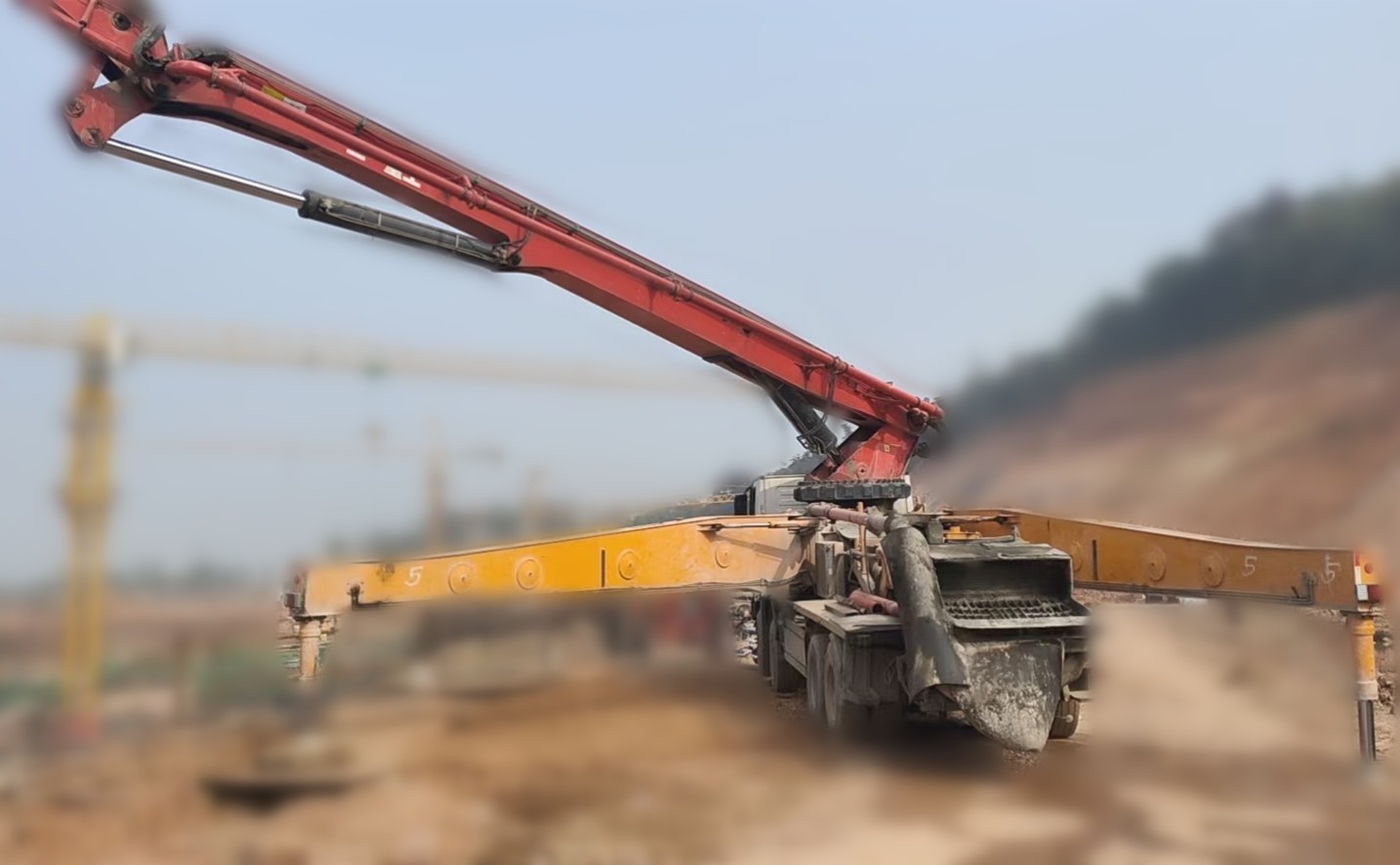 https://images.tongzsf.com/tong/truck_machine/20210128/16012261237b21.jpg