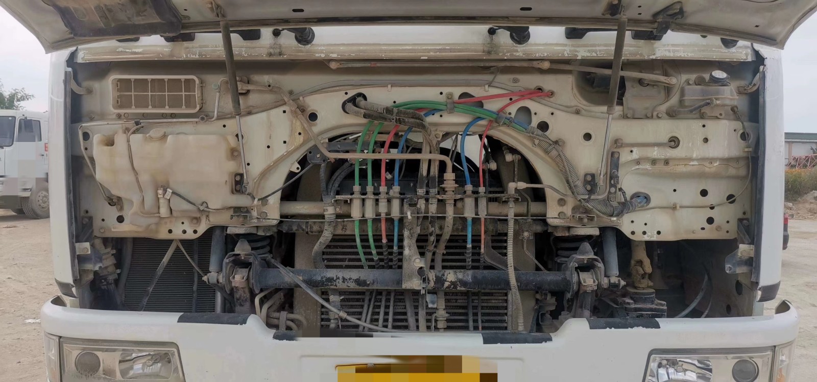 https://images.tongzsf.com/tong/truck_machine/20210128/16012261c92096.jpg