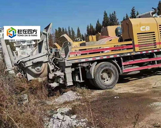 https://images.tongzsf.com/tong/truck_machine/20210128/160122622b06b2.jpg