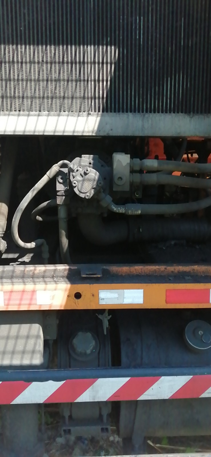https://images.tongzsf.com/tong/truck_machine/20210128/1601226299f0ba.jpg