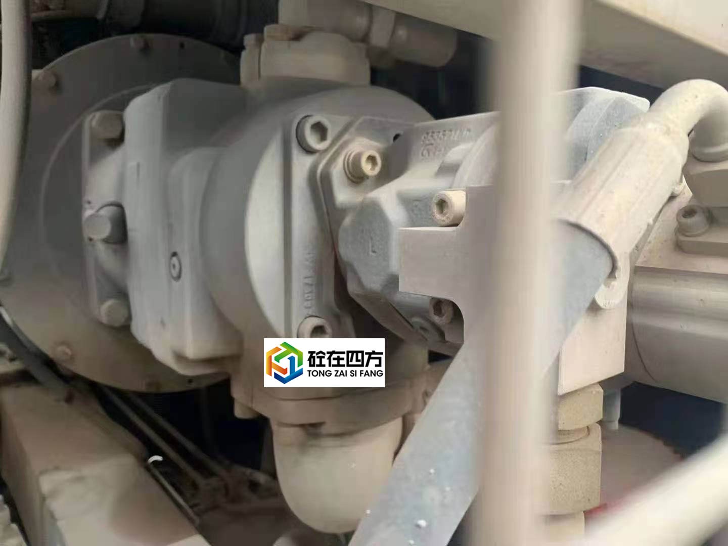 https://images.tongzsf.com/tong/truck_machine/20210128/16012273c2a7ec.jpg