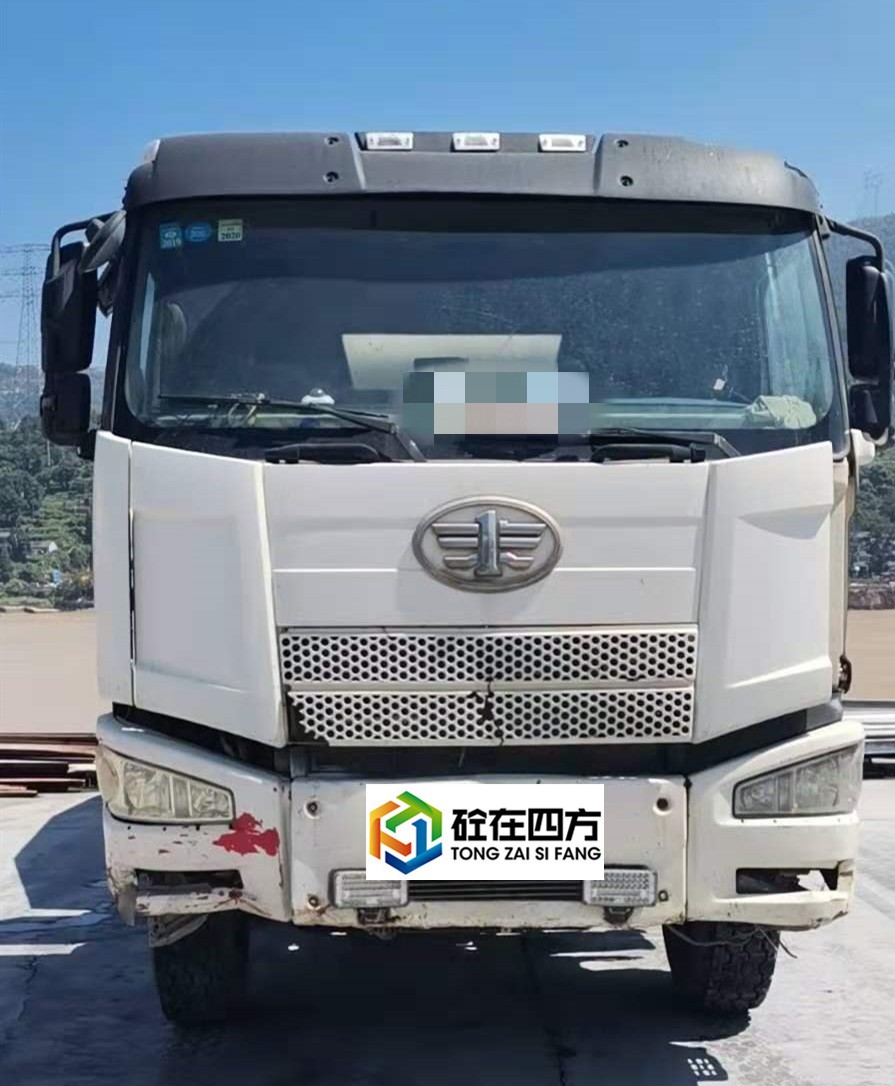 https://images.tongzsf.com/tong/truck_machine/20210128/16012273f127df.jpg