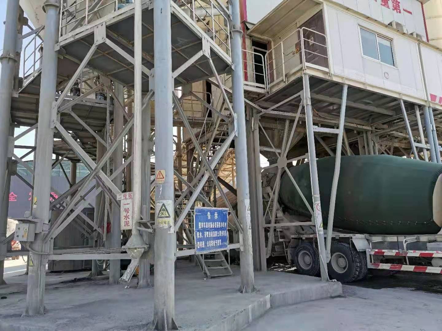 https://images.tongzsf.com/tong/truck_machine/20210128/16012286de95d8.jpg