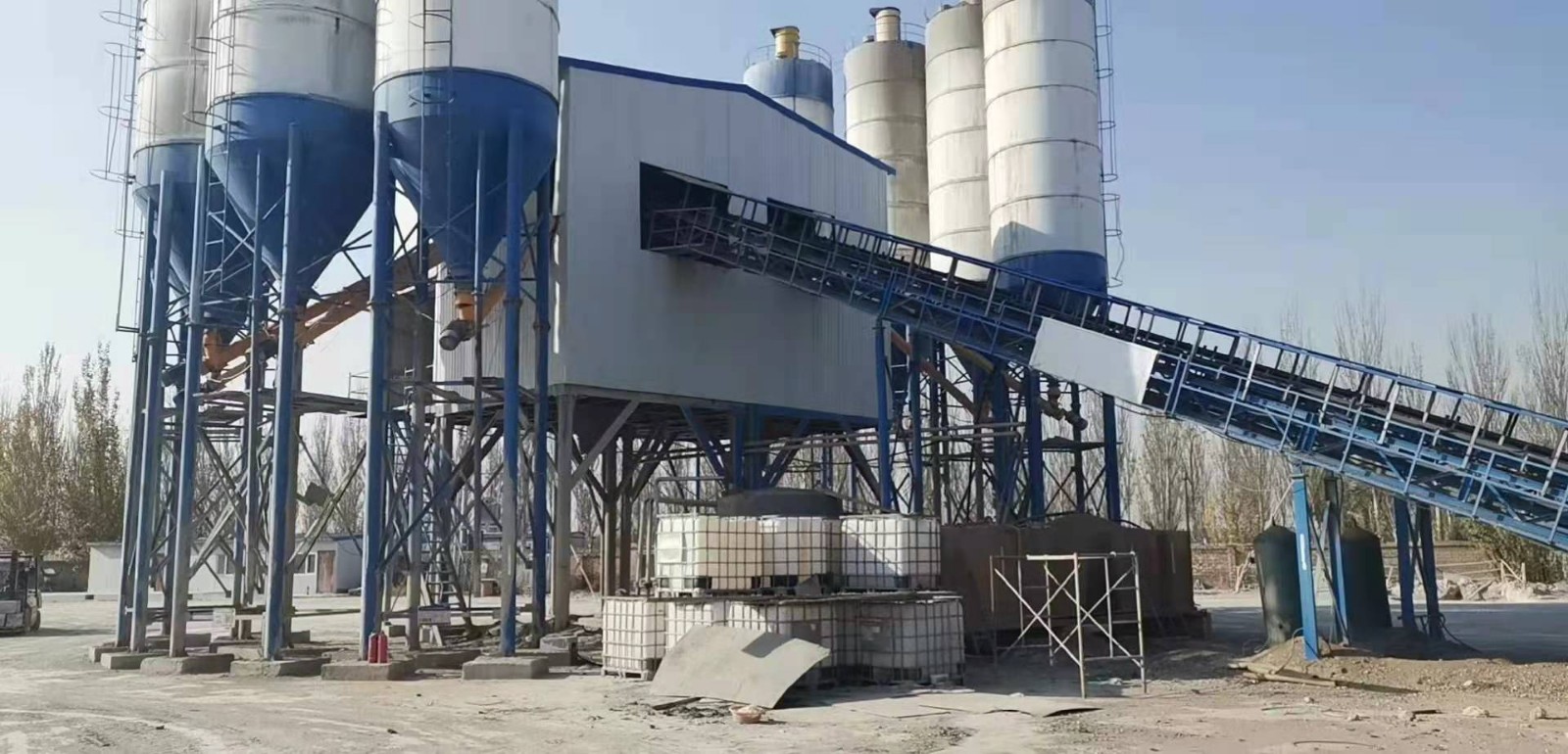 https://images.tongzsf.com/tong/truck_machine/20210128/1601229a1d8e3a.jpg