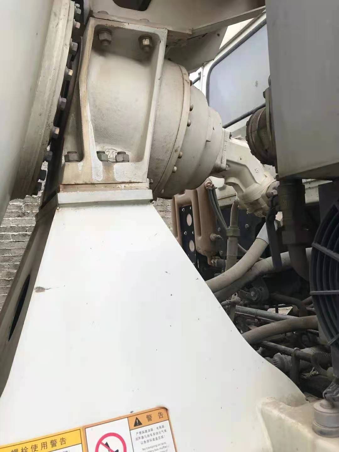 https://images.tongzsf.com/tong/truck_machine/20210128/160122acd12c70.jpg