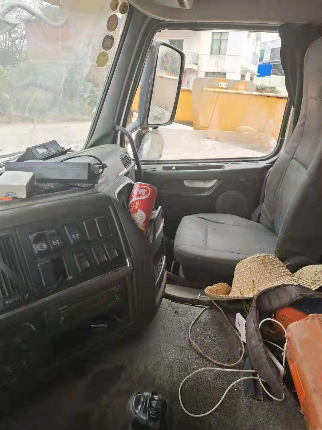 https://images.tongzsf.com/tong/truck_machine/20210128/160122ad9dc5dc.jpg