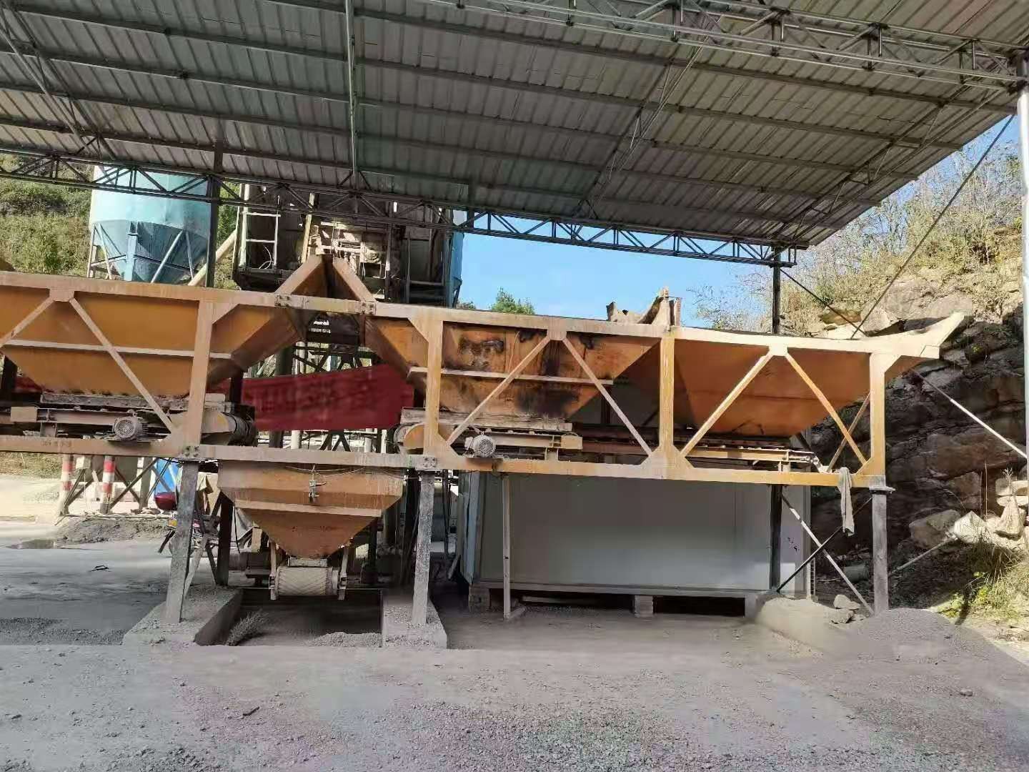 https://images.tongzsf.com/tong/truck_machine/20210128/160122bf587540.jpg