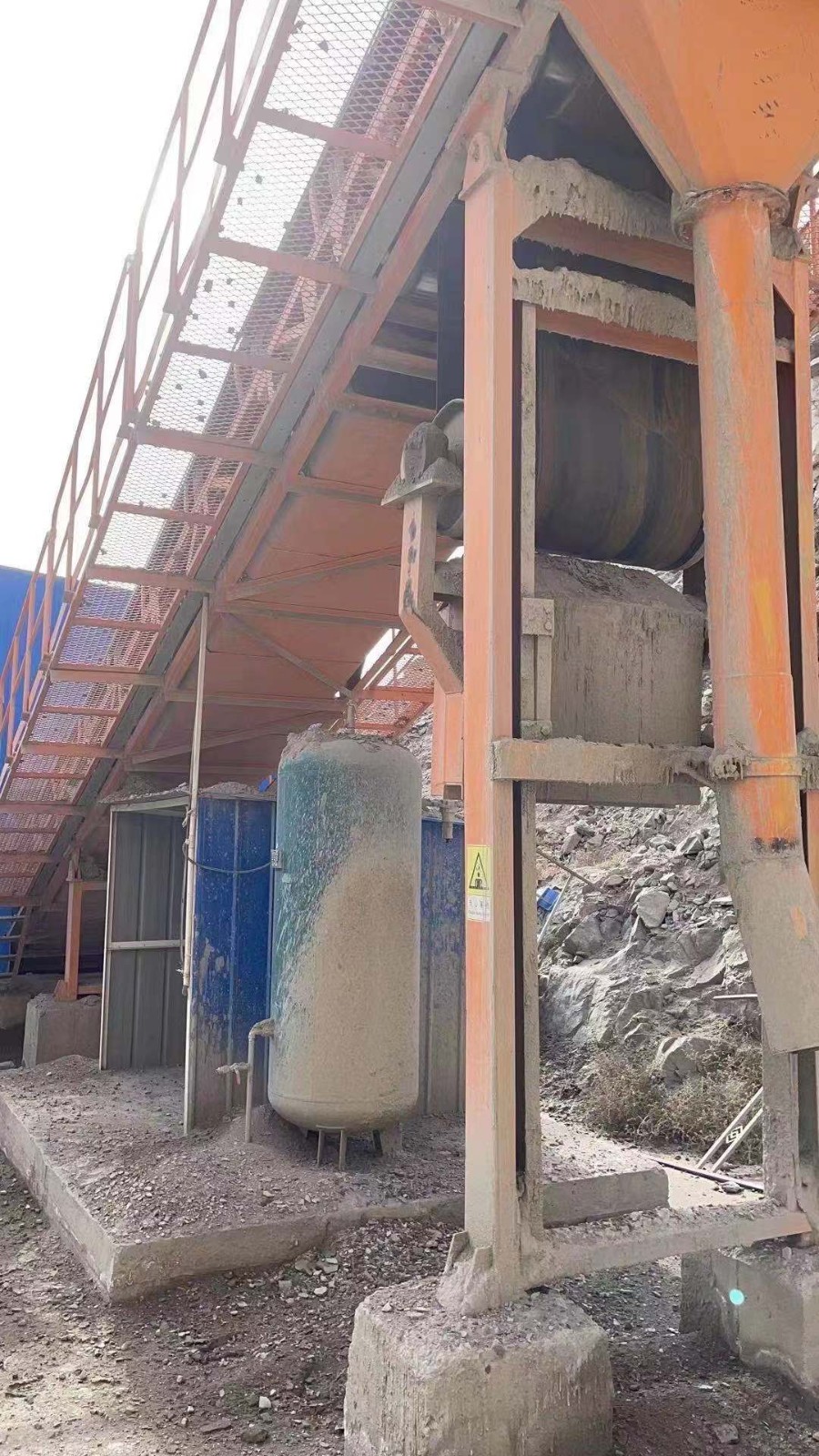 https://images.tongzsf.com/tong/truck_machine/20210128/160122bfa68cd2.jpg
