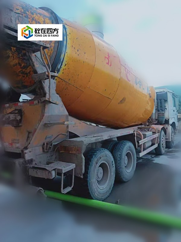 https://images.tongzsf.com/tong/truck_machine/20210128/160122bfde9bf5.jpg