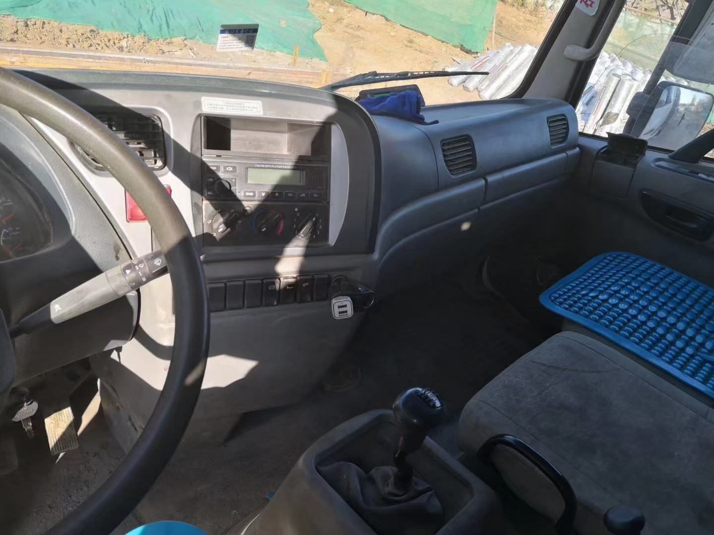 https://images.tongzsf.com/tong/truck_machine/20210128/160122bff0858e.jpg