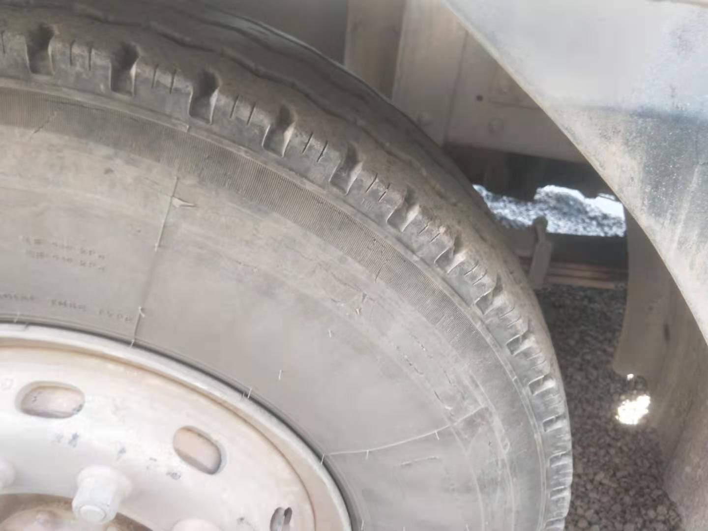 https://images.tongzsf.com/tong/truck_machine/20210128/160122d1aca8ca.jpg