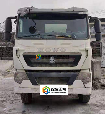 https://images.tongzsf.com/tong/truck_machine/20210128/160122e39eb7b4.jpg