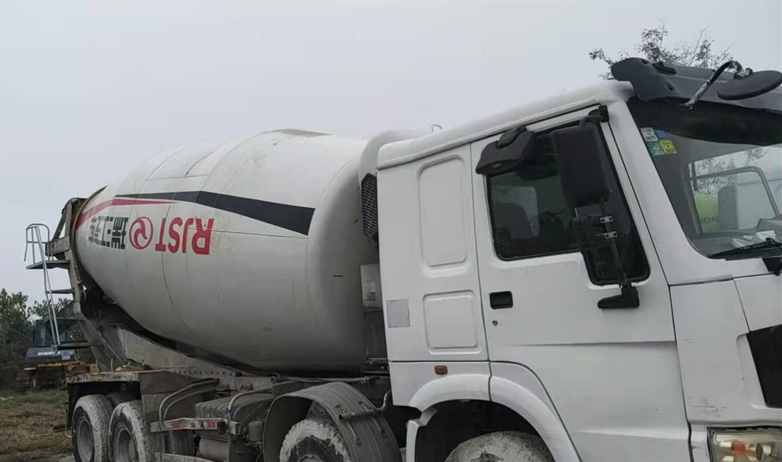https://images.tongzsf.com/tong/truck_machine/20210128/160122e5b0f108.jpg