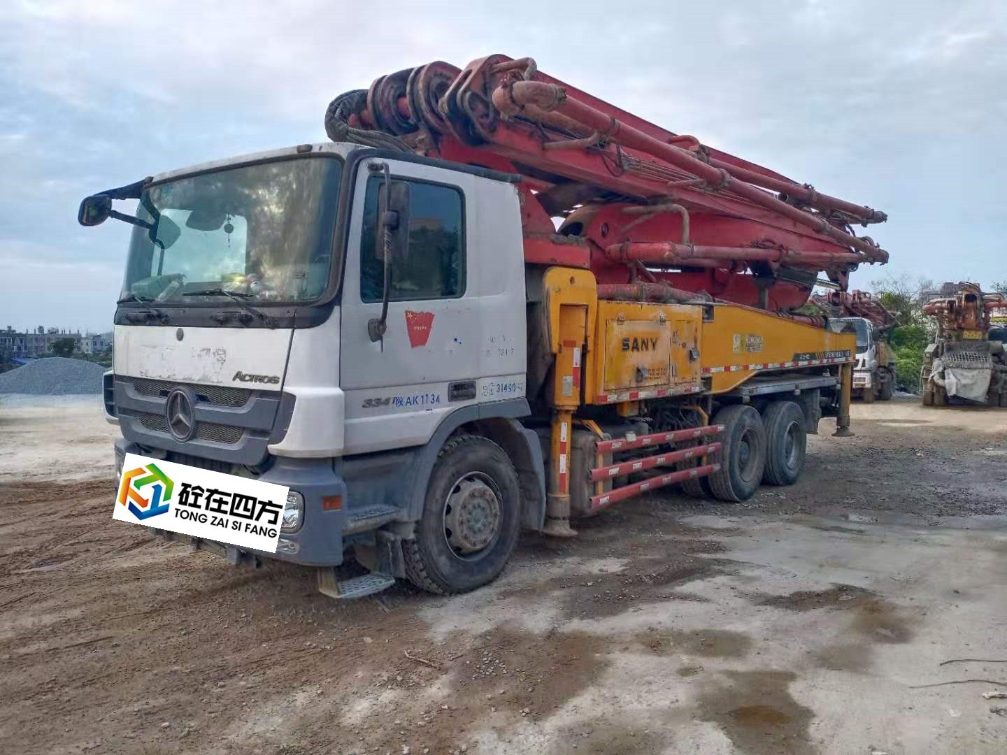 https://images.tongzsf.com/tong/truck_machine/20210128/160122e5bec915.jpg