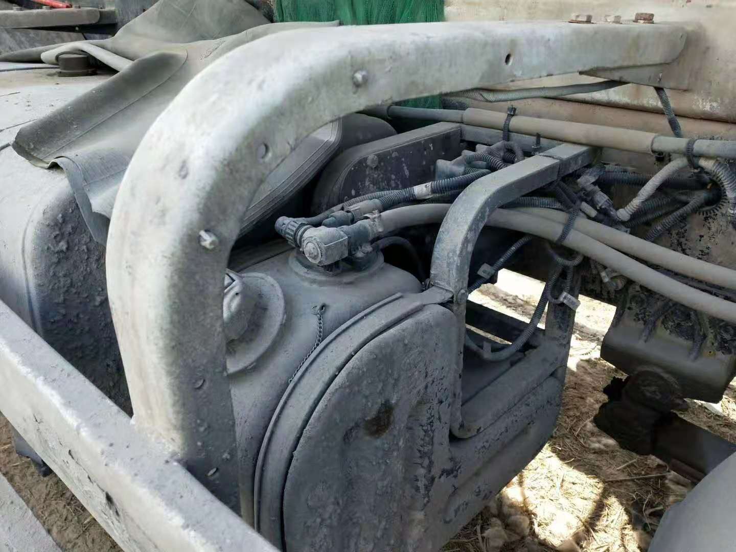 https://images.tongzsf.com/tong/truck_machine/20210128/160122f877a052.jpg