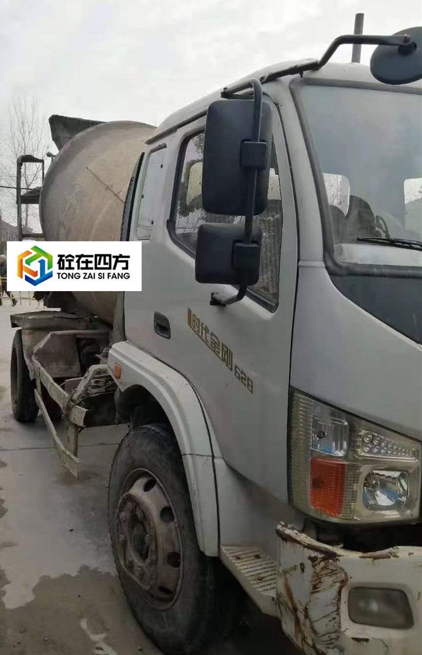 https://images.tongzsf.com/tong/truck_machine/20210128/160122f8b23a32.jpg