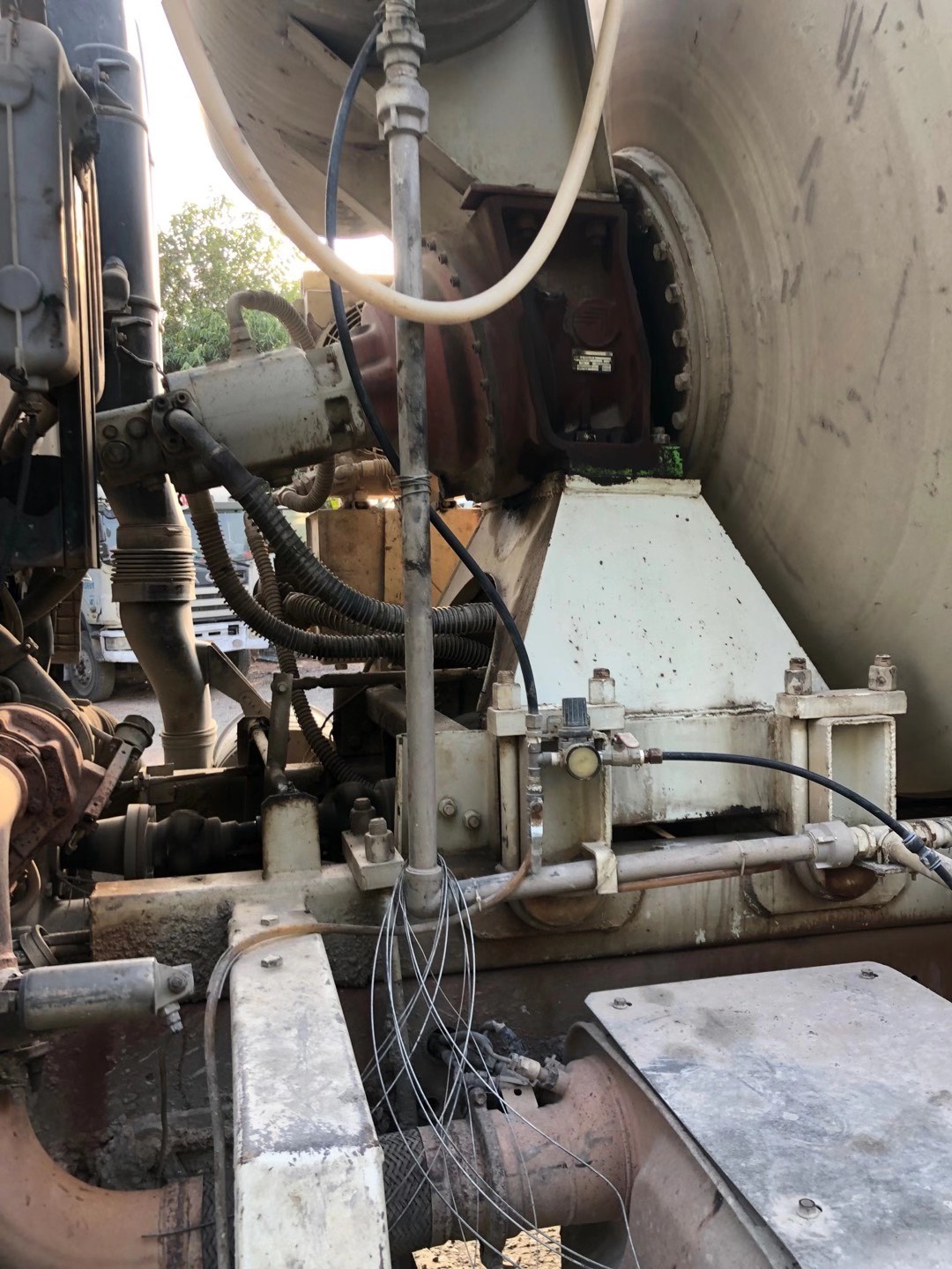 https://images.tongzsf.com/tong/truck_machine/20210128/16012309ed5e6d.jpg