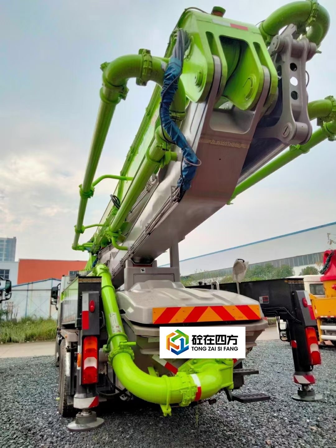https://images.tongzsf.com/tong/truck_machine/20210128/1601230a4b3ebb.jpg
