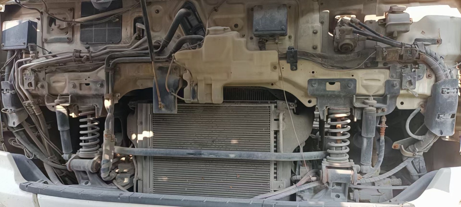 https://images.tongzsf.com/tong/truck_machine/20210128/1601230aaa71d9.jpg