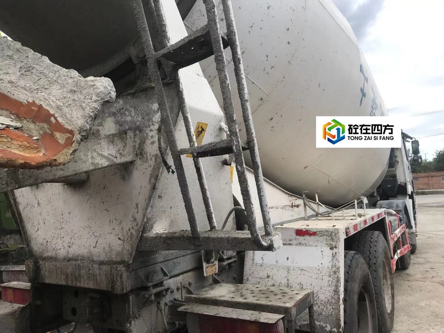 https://images.tongzsf.com/tong/truck_machine/20210128/1601230b530681.jpg