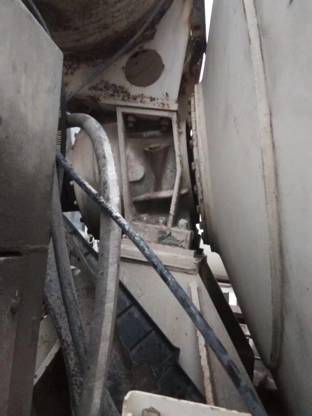 https://images.tongzsf.com/tong/truck_machine/20210128/1601230bab5cf2.jpg