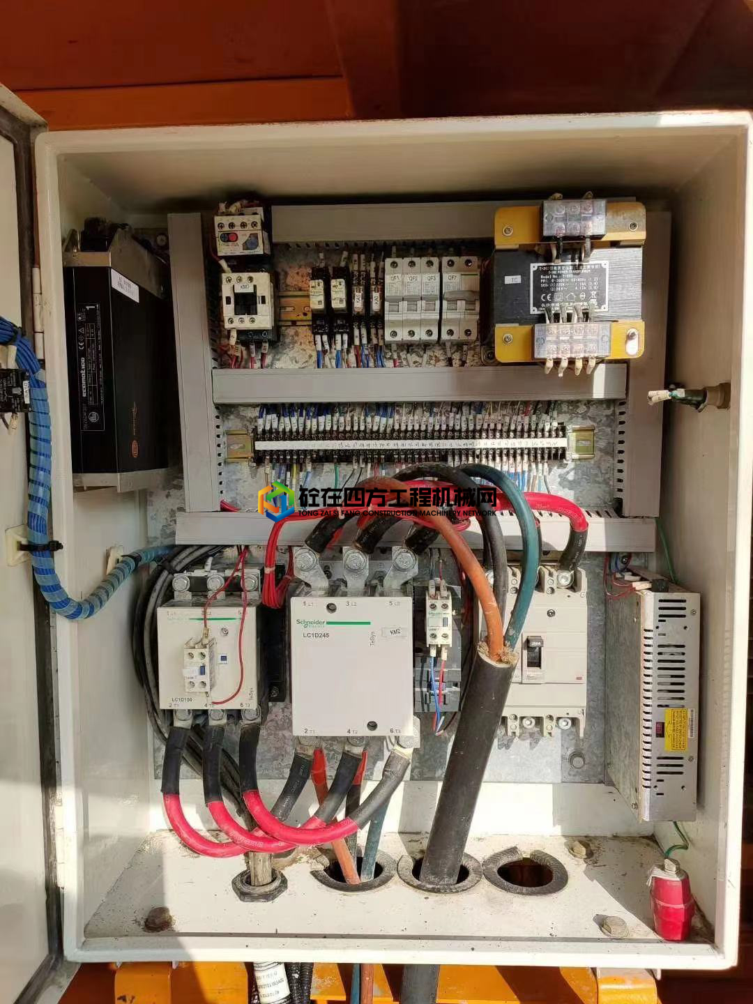 https://images.tongzsf.com/tong/truck_machine/20210128/1601230cf7374a.jpg