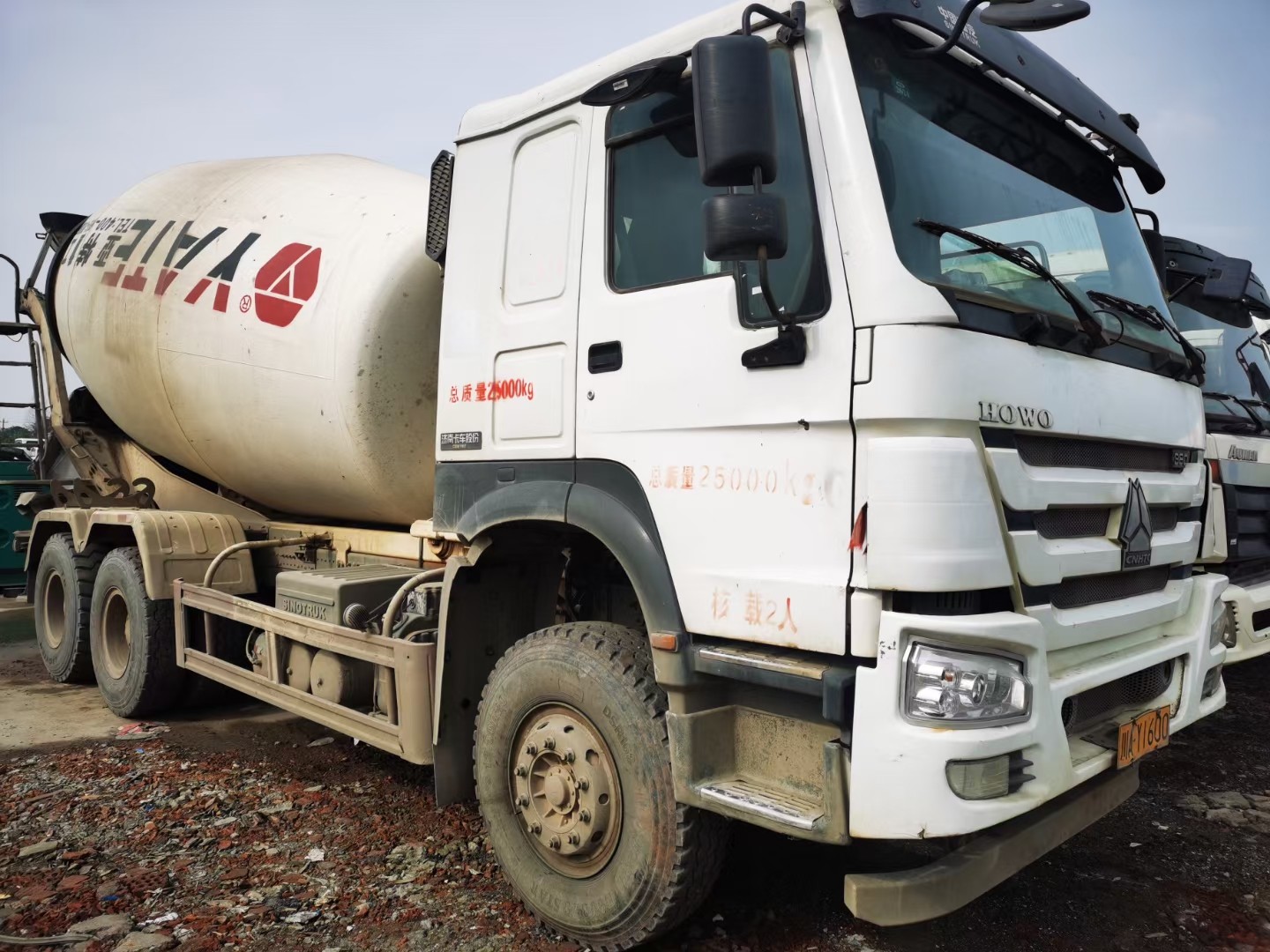 https://images.tongzsf.com/tong/truck_machine/20210128/1601231dea2e41.jpg