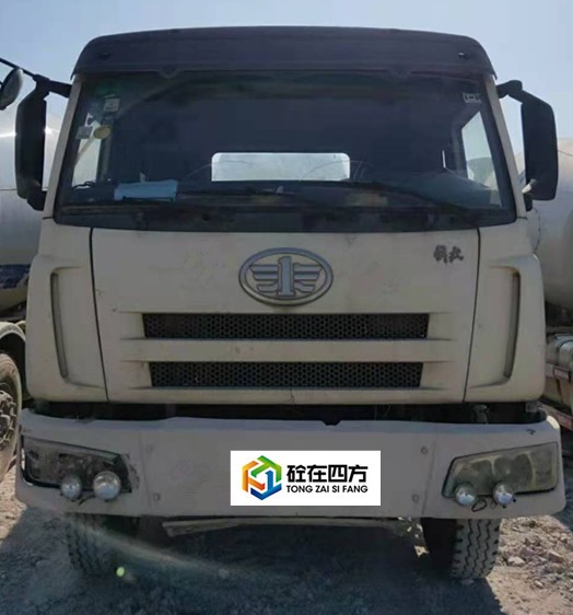https://images.tongzsf.com/tong/truck_machine/20210128/1601231df8a3b9.jpg