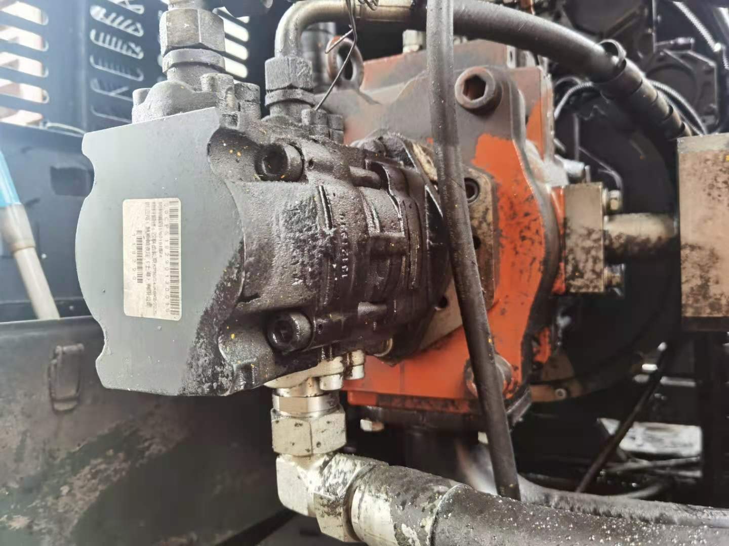 https://images.tongzsf.com/tong/truck_machine/20210128/16012330bed556.jpg