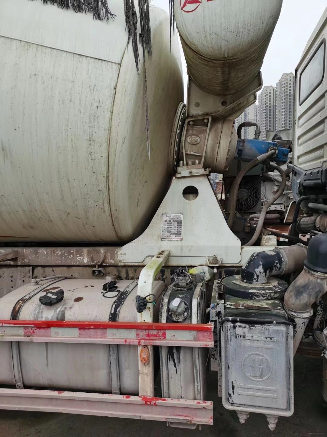 https://images.tongzsf.com/tong/truck_machine/20210128/16012354b1120e.jpg
