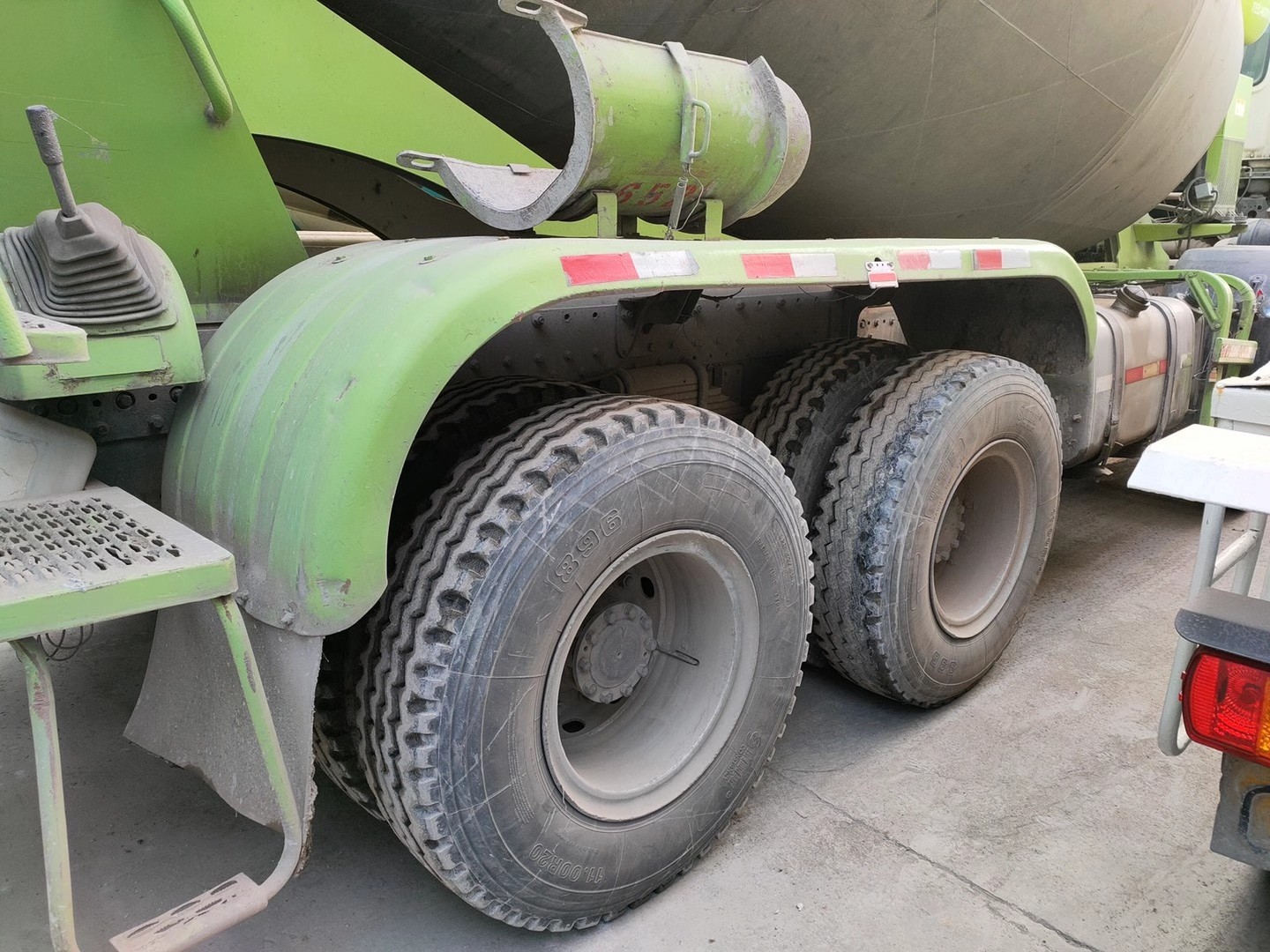 https://images.tongzsf.com/tong/truck_machine/20210128/16012367c2e859.jpg