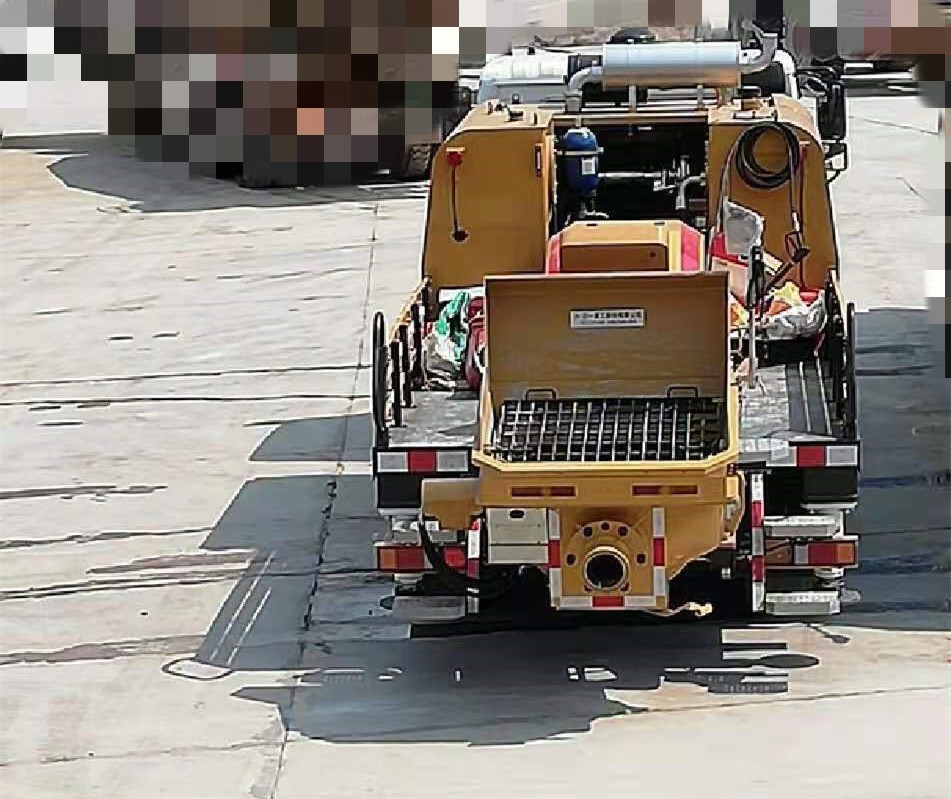 https://images.tongzsf.com/tong/truck_machine/20210128/1601237a23c5bc.jpg