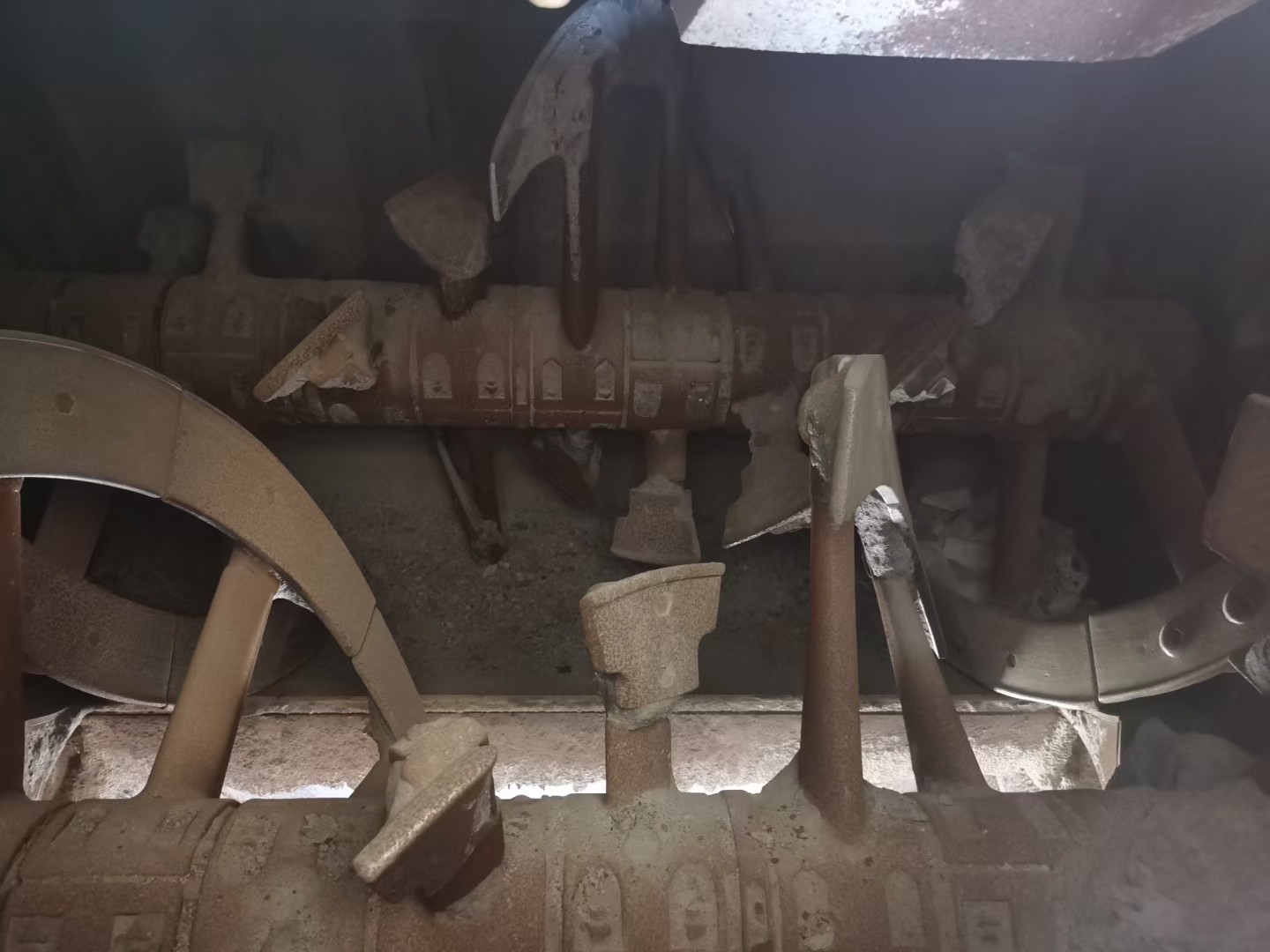 https://images.tongzsf.com/tong/truck_machine/20210128/1601237a9b2549.jpg
