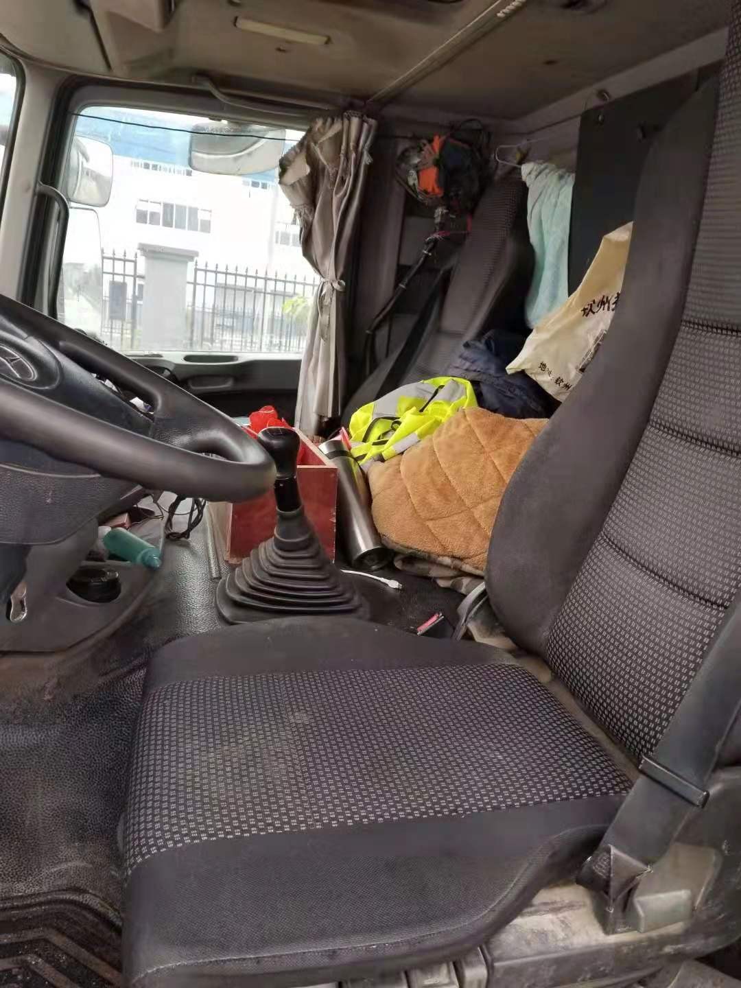 https://images.tongzsf.com/tong/truck_machine/20210128/1601237af9ba42.jpg