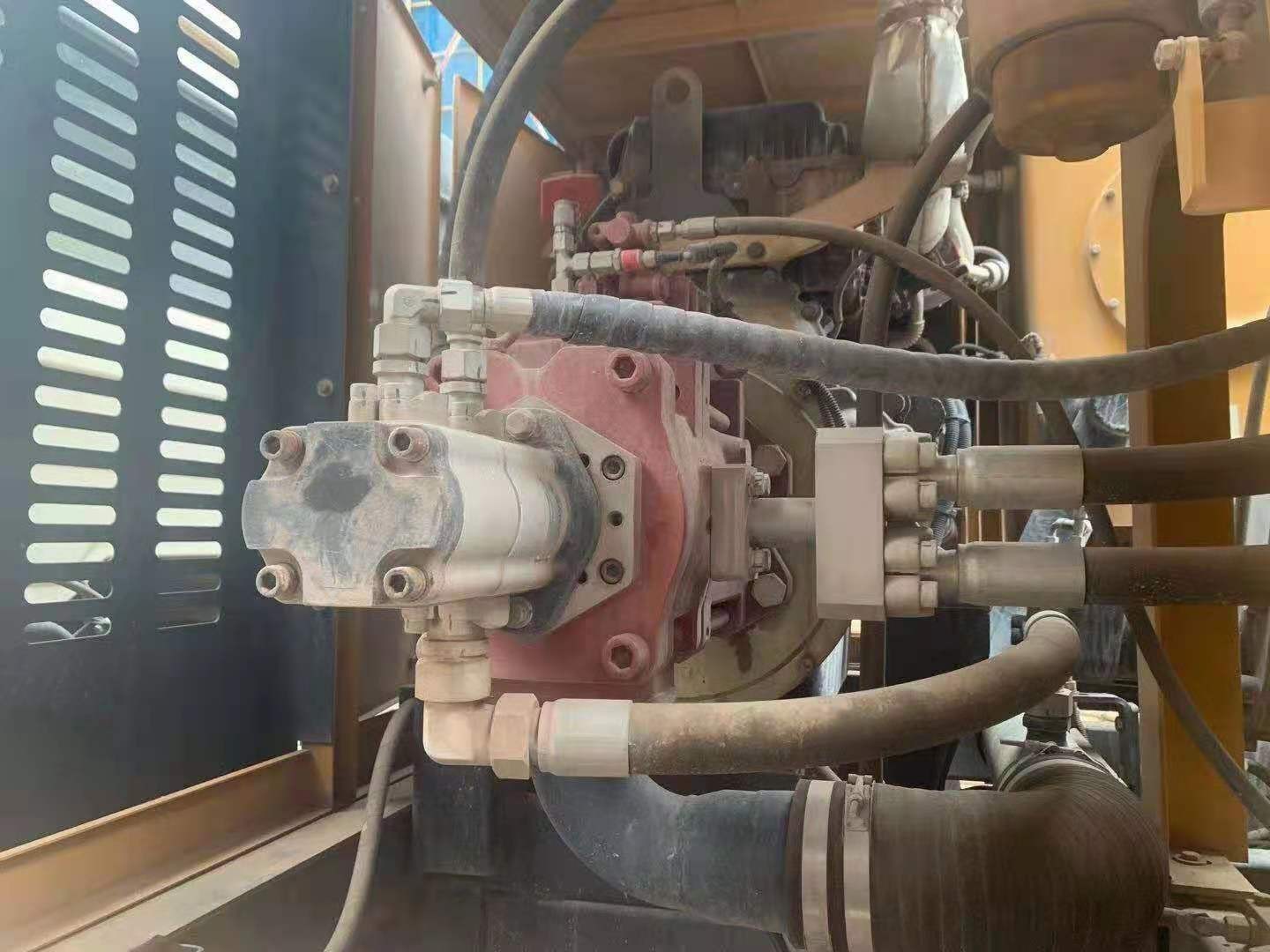 https://images.tongzsf.com/tong/truck_machine/20210128/1601237b0dff3d.jpg