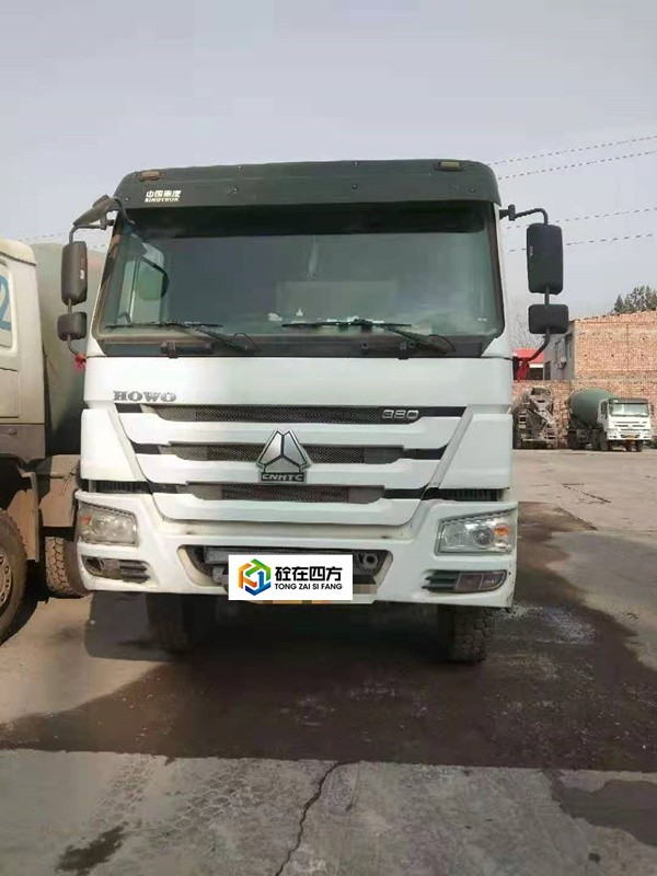 https://images.tongzsf.com/tong/truck_machine/20210128/1601238cfedf64.jpg