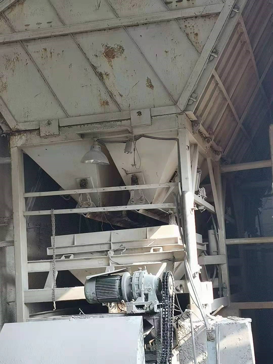 https://images.tongzsf.com/tong/truck_machine/20210128/160123a151d670.jpg
