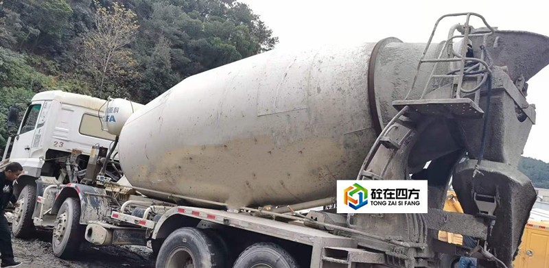 https://images.tongzsf.com/tong/truck_machine/20210128/160123a1c0eb55.jpg