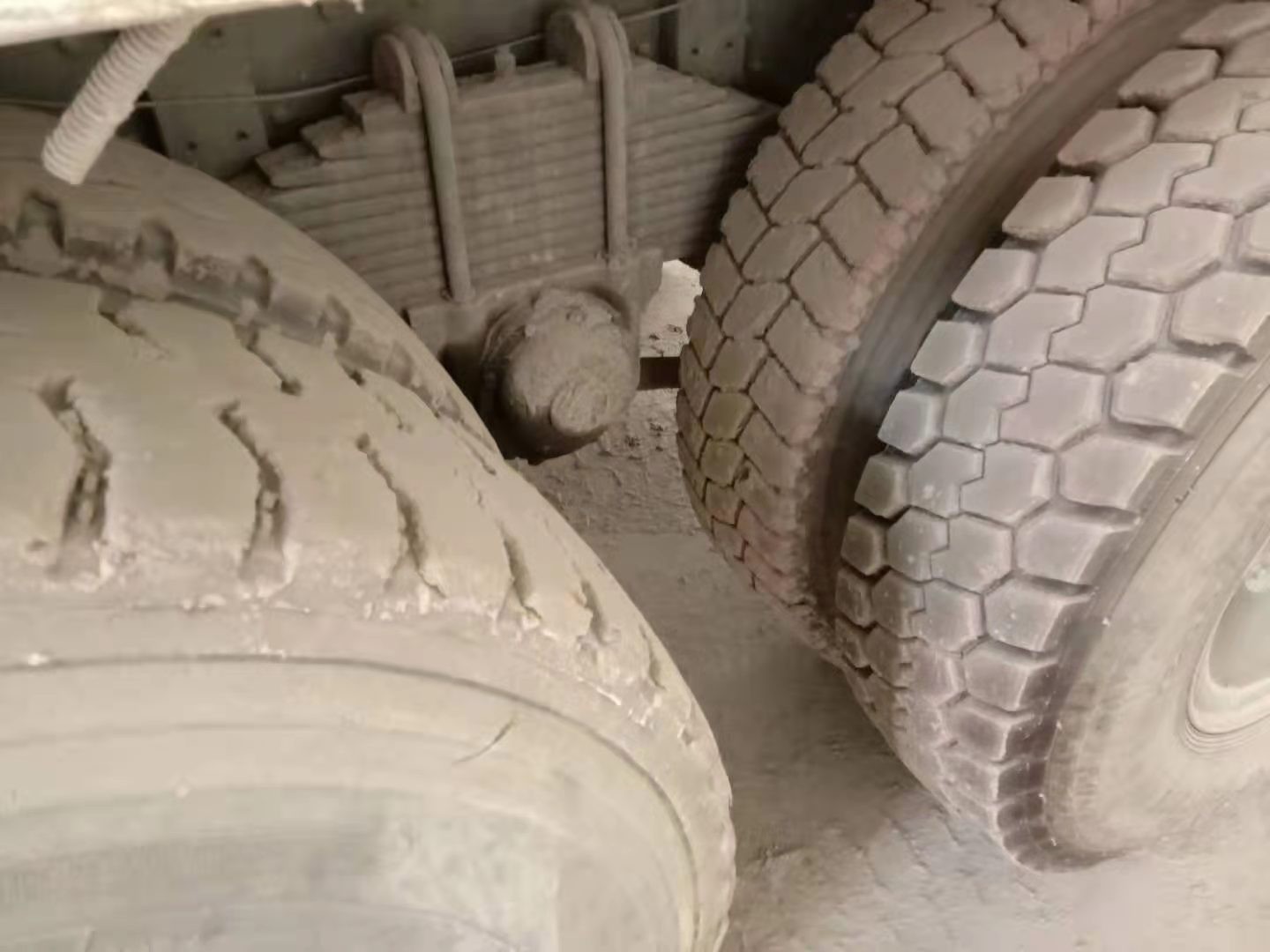 https://images.tongzsf.com/tong/truck_machine/20210128/160123b2d4545d.jpg