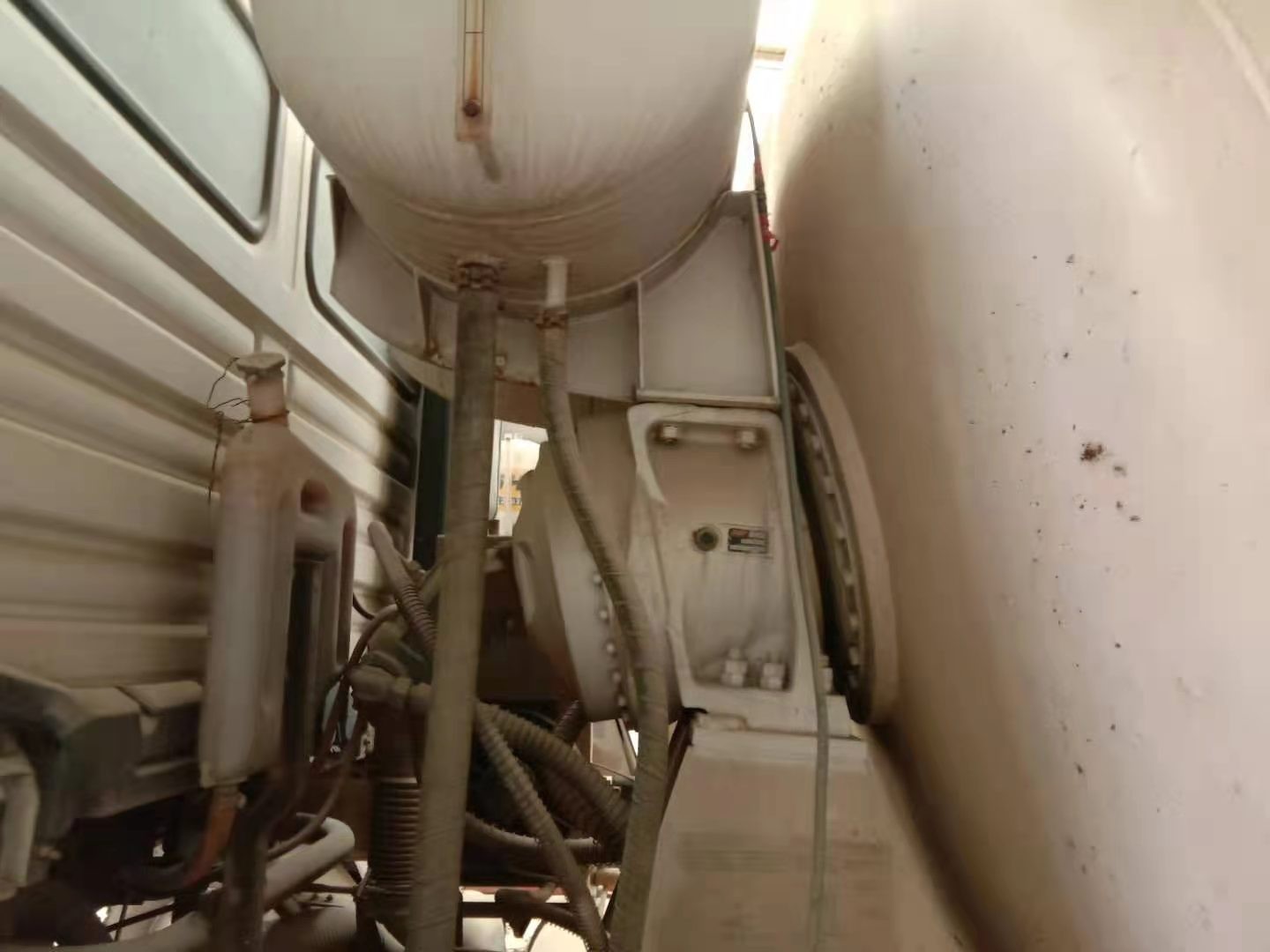 https://images.tongzsf.com/tong/truck_machine/20210128/160123b2da41a4.jpg