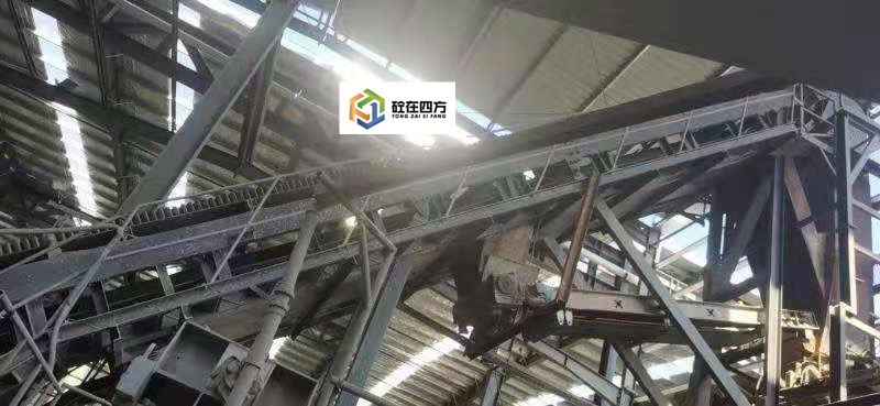 https://images.tongzsf.com/tong/truck_machine/20210128/160123d868a0dd.jpg