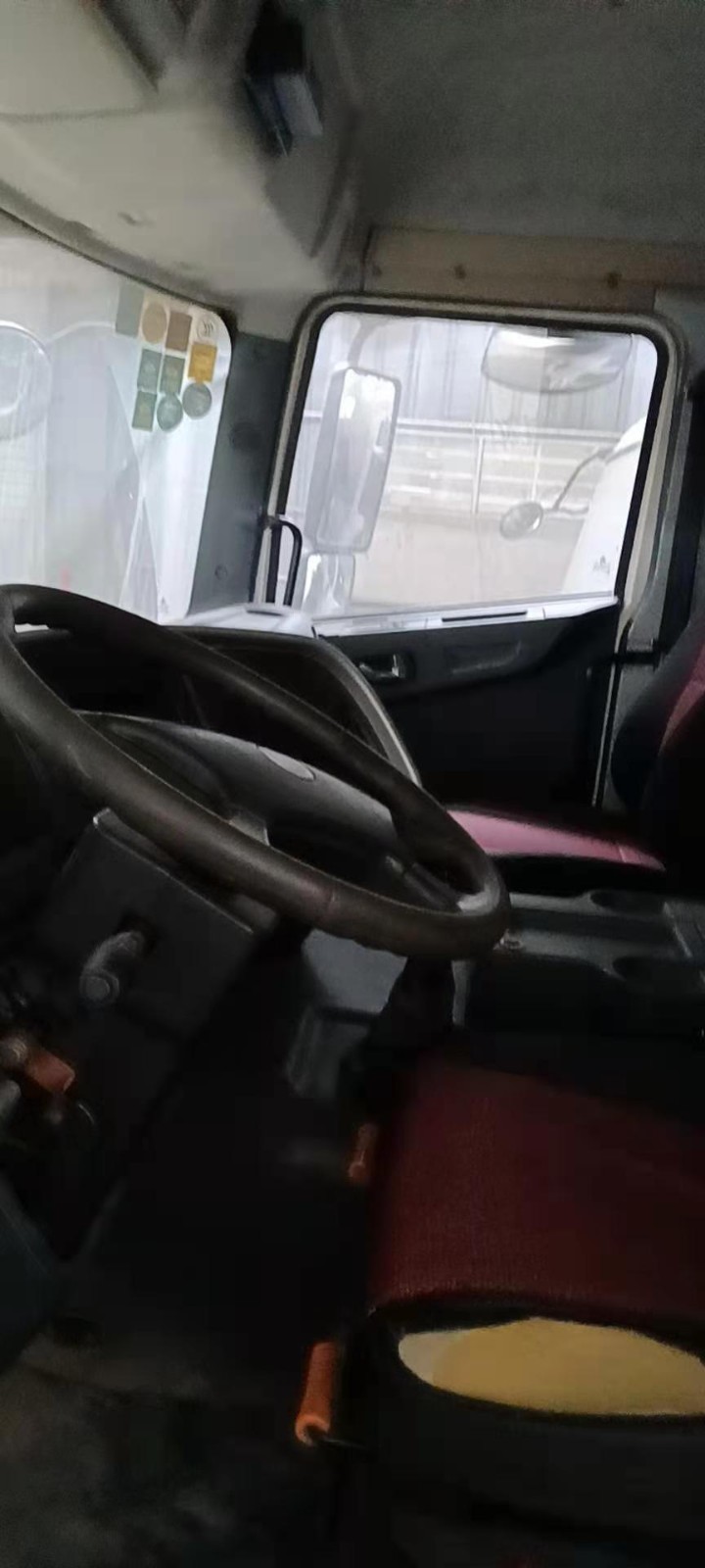 https://images.tongzsf.com/tong/truck_machine/20210128/160123d884140e.jpg