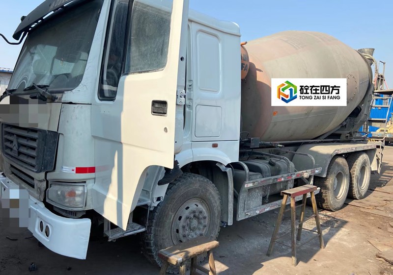 https://images.tongzsf.com/tong/truck_machine/20210128/160123d9795365.jpg