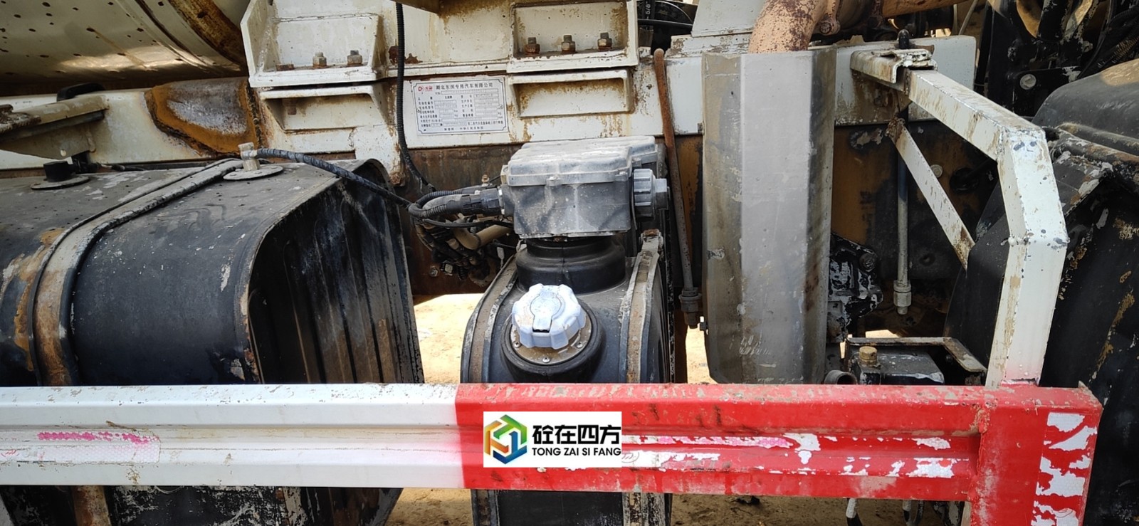 https://images.tongzsf.com/tong/truck_machine/20210128/160123eade8461.jpg