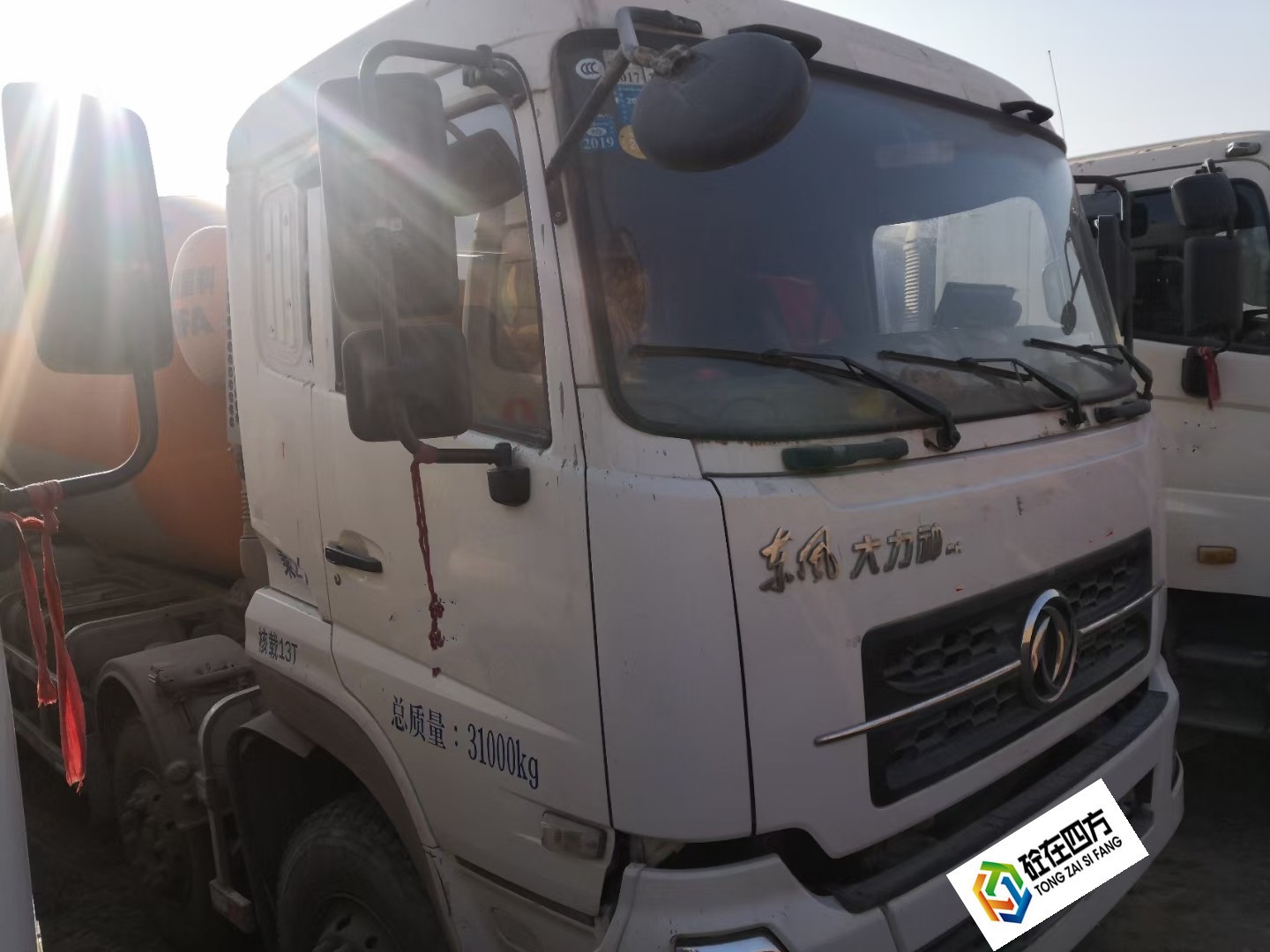 https://images.tongzsf.com/tong/truck_machine/20210128/160123eb18fd48.jpg