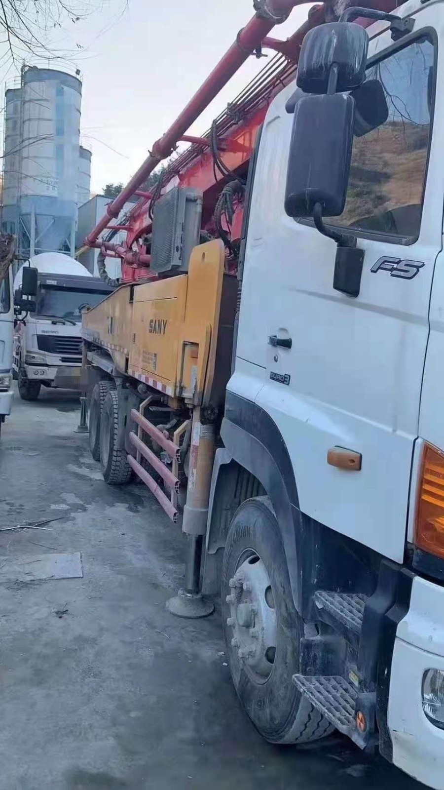 https://images.tongzsf.com/tong/truck_machine/20210128/160123fd6c0358.jpg