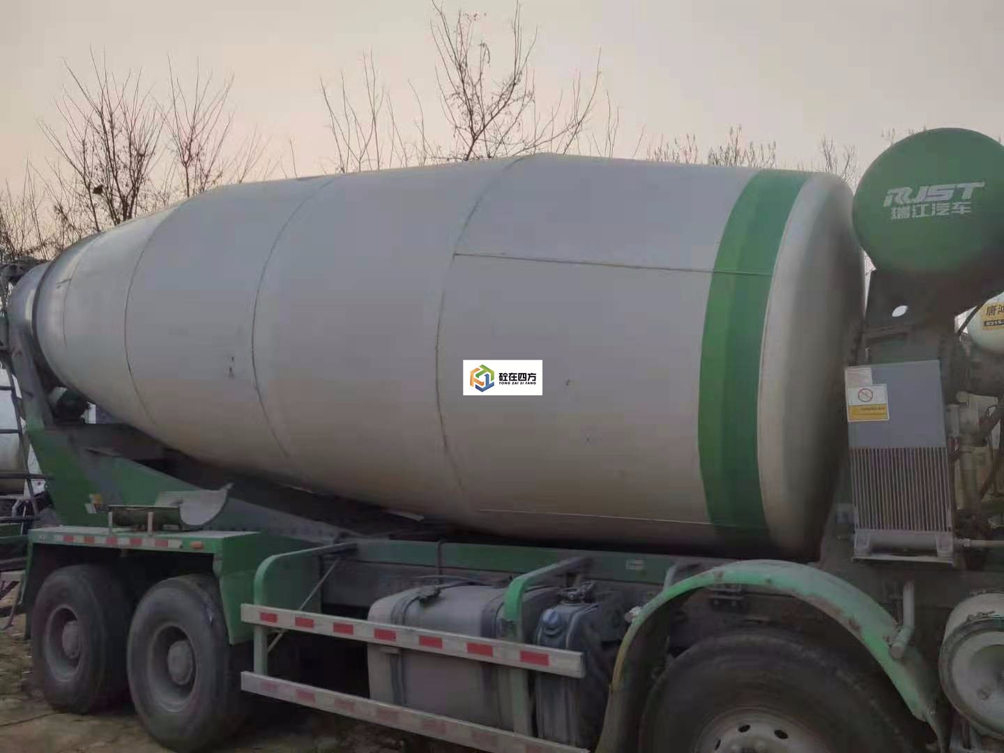 https://images.tongzsf.com/tong/truck_machine/20210128/16012410a3522c.jpg